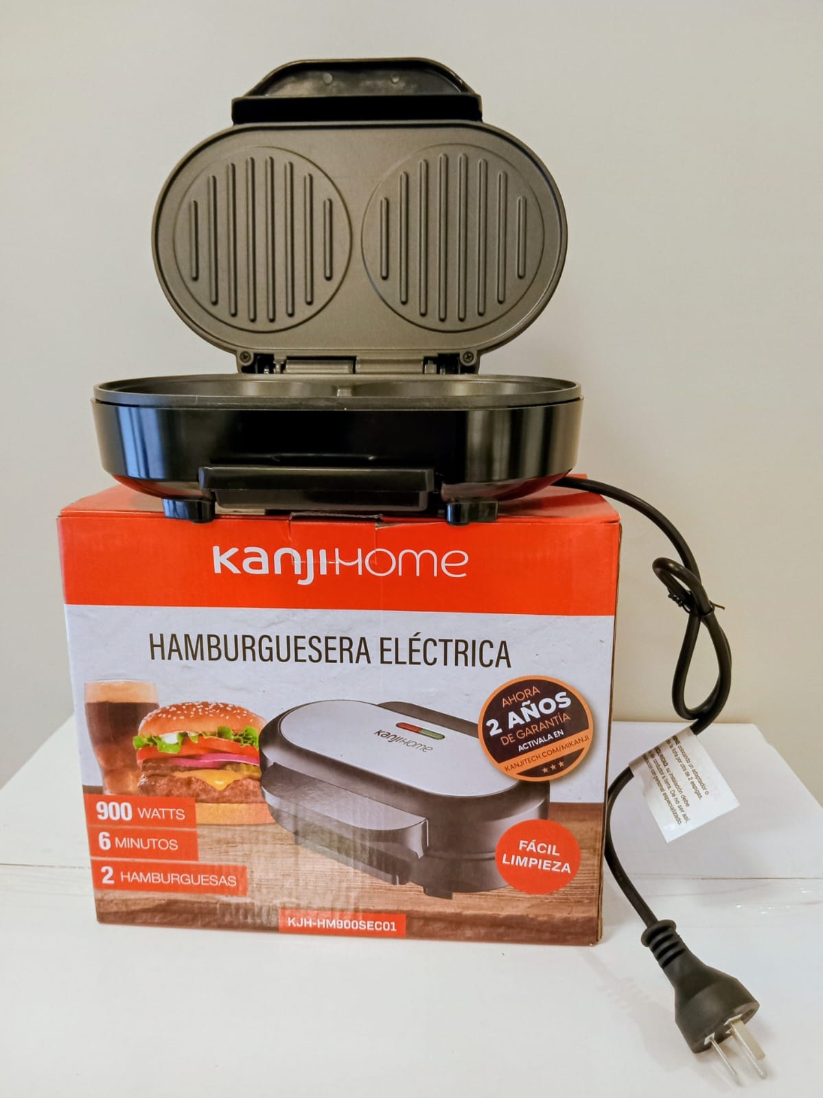 Hamburguesera Electrica KANJIHOME. Cap: 2 hamburguesas. Coccion: 6 minutos. Potencia: 900W.