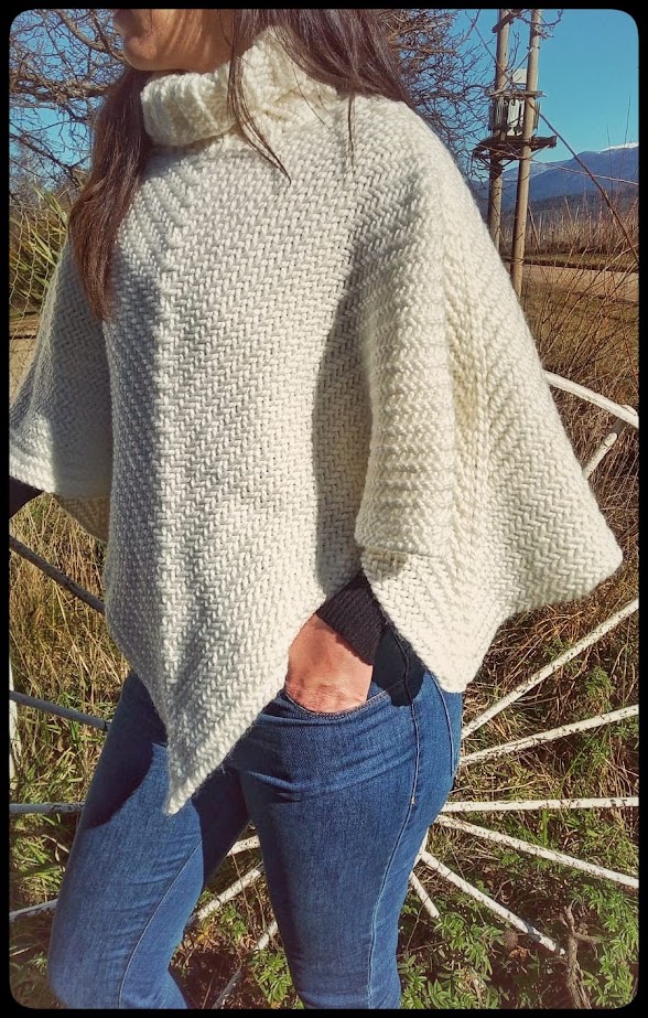 Poncho Cordillera (tejido telar) lana tirreno